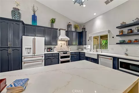 Kitchen - 3247 Willow Run, Merced, CA 95340 photo 3 of 7