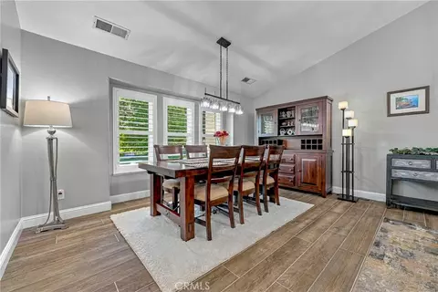 Dining - 3247 Willow Run, Merced, CA 95340 photo 1 of 2