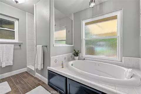 Bath - 3247 Willow Run, Merced, CA 95340 photo 2 of 4