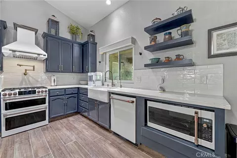 Kitchen - 3247 Willow Run, Merced, CA 95340 photo 5 of 7