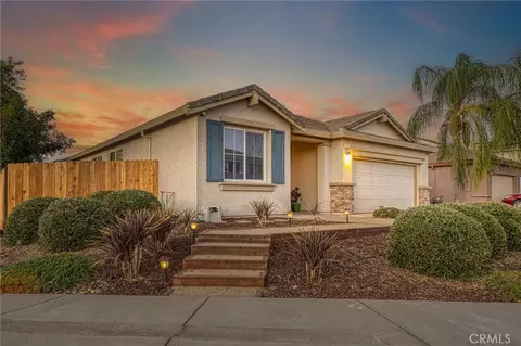 Exterior - 588 Peach Dr, Chowchilla, CA 93610 photo 10 of 10
