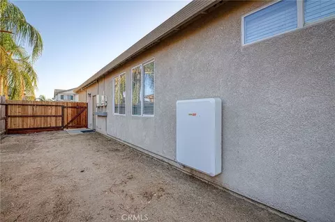 Exterior - 588 Peach Dr, Chowchilla, CA 93610 photo 6 of 10
