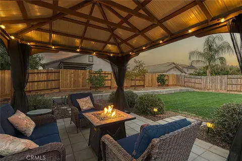 Exterior - 588 Peach Dr, Chowchilla, CA 93610 photo 9 of 10