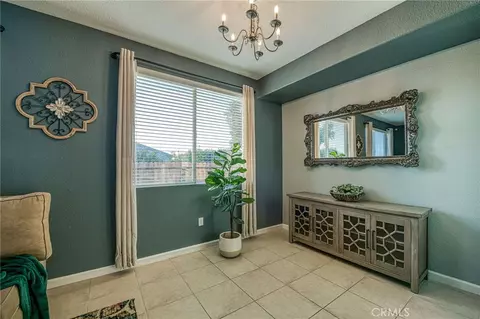 Entry Way - 588 Peach Dr, Chowchilla, CA 93610 photo 1 of 3