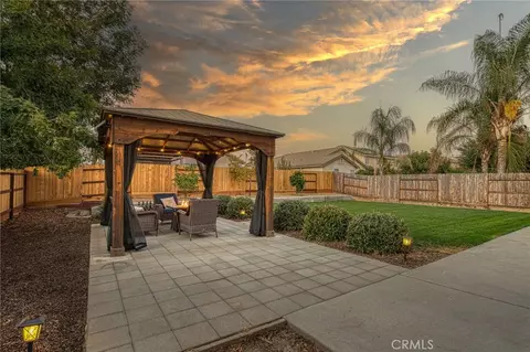 Exterior - 588 Peach Dr, Chowchilla, CA 93610 photo 4 of 10