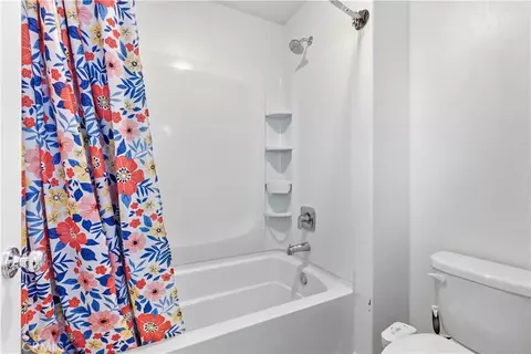 Bath - 775 Jessie, Merced, CA 95348 photo 3 of 4