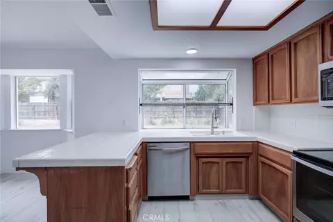 Kitchen - 909 Lehigh, Merced, CA 95348 photo 3 of 4