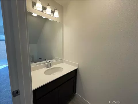 135 Long Trail Ln, Merced, CA 95341 photo 4