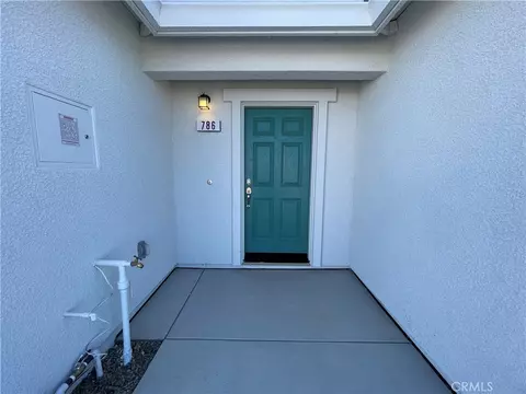 135 Long Trail Ln, Merced, CA 95341 photo 2