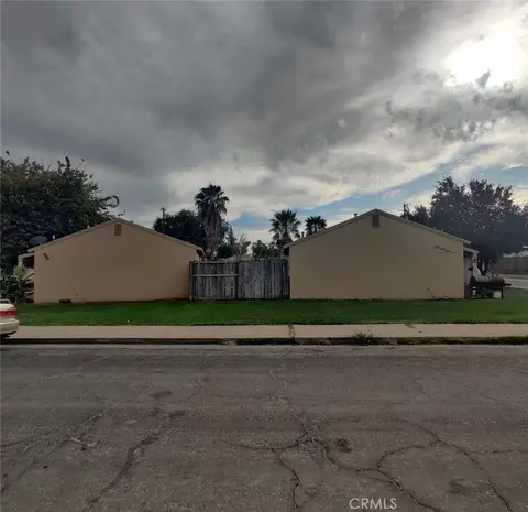 902 Barney, Merced, CA 95340 photo 2