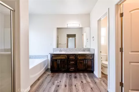 Entry Way - 693 Cadiz Ave, Merced, CA 95341 photo 5 of 7