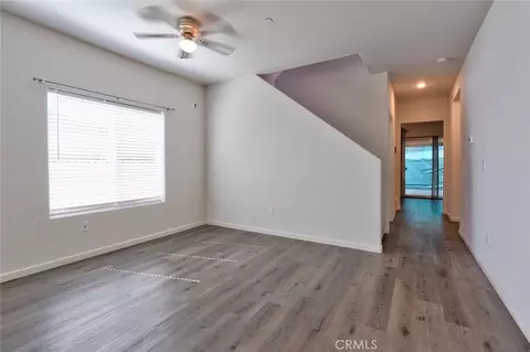 Living - 693 Cadiz Ave, Merced, CA 95341 photo 3 of 7