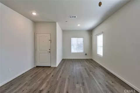 Living - 693 Cadiz Ave, Merced, CA 95341 photo 1 of 7