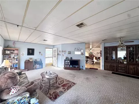 1218 Cleveland Ave #152, Madera, CA 93638 photo 7