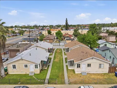 2208 Lake St, Bakersfield, CA 93305