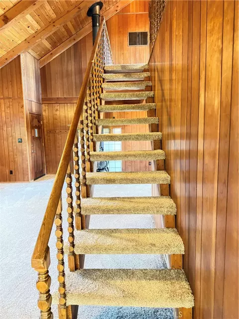Entry Way - 5452 Carleton Rd, Mariposa, CA 95338 photo 3 of 7