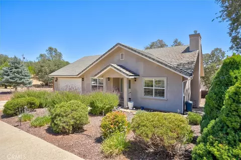5295 Farfalla Cir, Mariposa, CA 95338