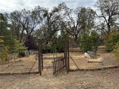 Exterior - 5264 Davis Rd, Midpines, CA 95345 photo 22 of 28