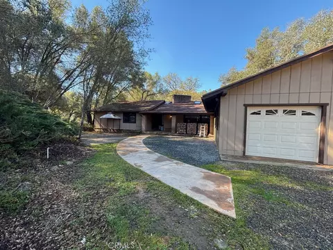 4026 Guadalupe Creek Rd, Mariposa, CA 95338
