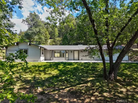 5623 Ponderosa Ct, Mariposa, CA 95338