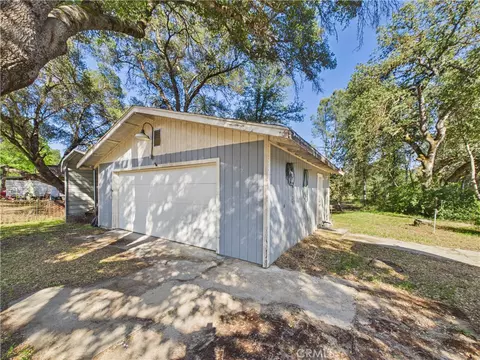 Exterior - 4208 Ramsden, Mariposa, CA 95338 photo 4 of 15