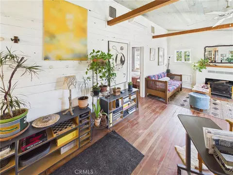 Living - 4208 Ramsden, Mariposa, CA 95338 photo 3 of 5