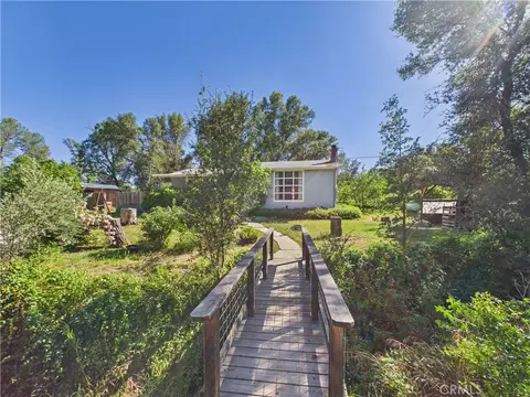 Exterior - 4208 Ramsden, Mariposa, CA 95338 photo 12 of 15