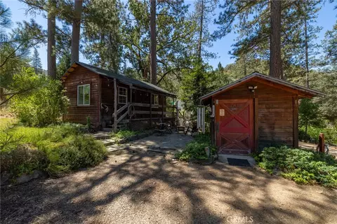 Exterior - 45871 Sutton Dr, Oakhurst, CA 93644 photo 33 of 38