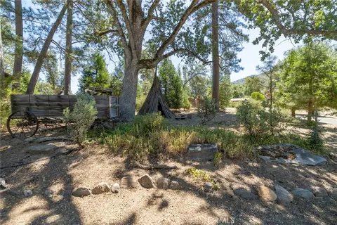 Exterior - 45871 Sutton Dr, Oakhurst, CA 93644 photo 38 of 38