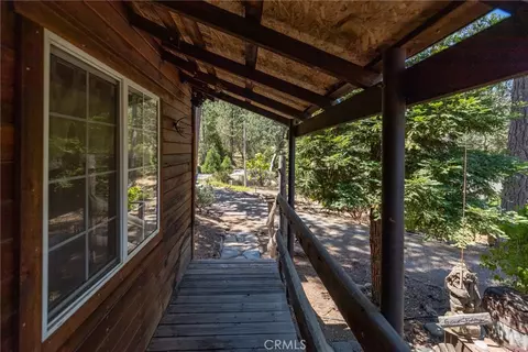 Exterior - 45871 Sutton Dr, Oakhurst, CA 93644 photo 36 of 38