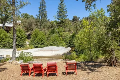 Exterior - 45871 Sutton Dr, Oakhurst, CA 93644 photo 20 of 38