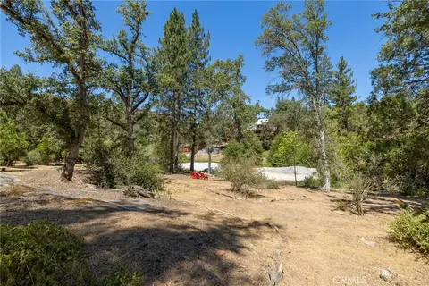 Other - 45871 Sutton Dr, Oakhurst, CA 93644 photo 6 of 8
