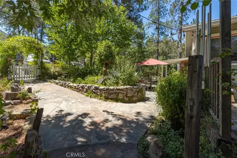Exterior - 45871 Sutton Dr, Oakhurst, CA 93644 photo 11 of 38