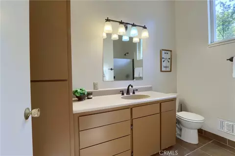 Bath - 5547 Sherlock, Midpines, CA 95345 photo 6 of 8
