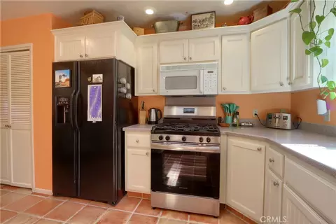 Kitchen - 5547 Sherlock, Midpines, CA 95345 photo 3 of 5