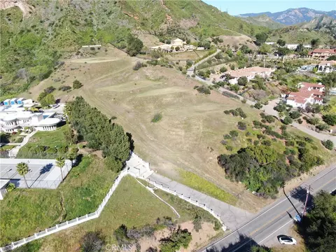 29500 Mulholland Hwy, Agoura Hills, CA 91301