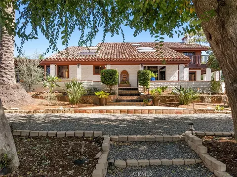 11550 Old Castle, Valley Center, CA 92082