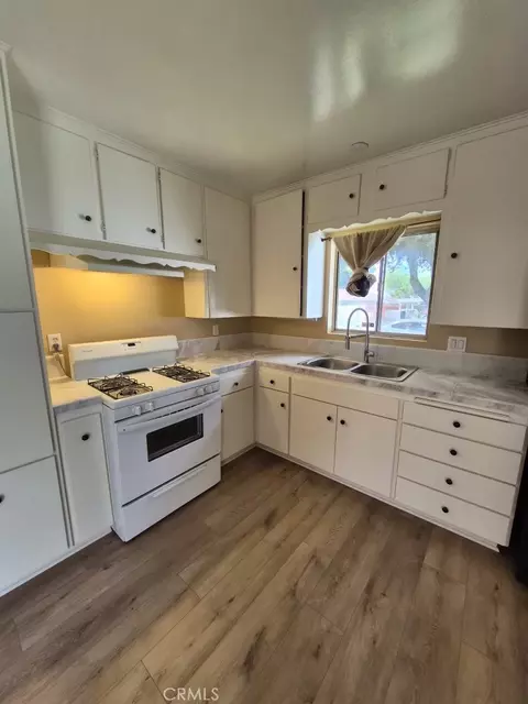 Kitchen - 9330 Saffron Ct, Riverside, CA 92503 photo 1 of 1