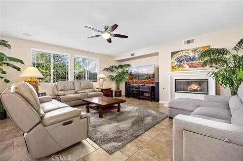 42730 Larry Lee, Temecula, CA 92592