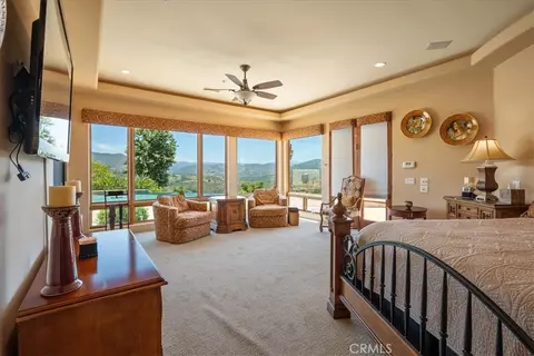 Bedroom - 1917 Santa Margarita Dr, Fallbrook, CA 92028 photo 6 of 8