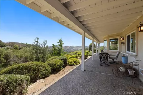Exterior - 3237 Canonita Dr, Fallbrook, CA 92028 photo 7 of 13