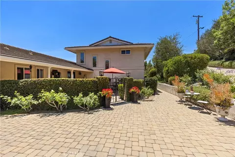 Exterior - 3237 Canonita Dr, Fallbrook, CA 92028 photo 10 of 13