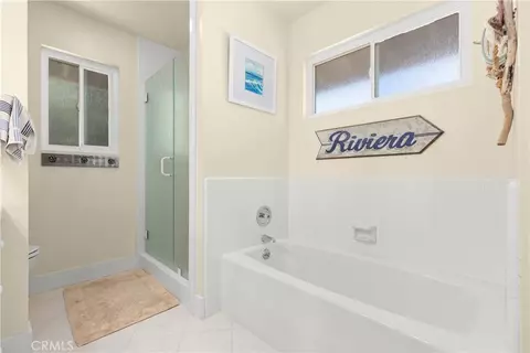 Bath - 3237 Canonita Dr, Fallbrook, CA 92028 photo 3 of 4