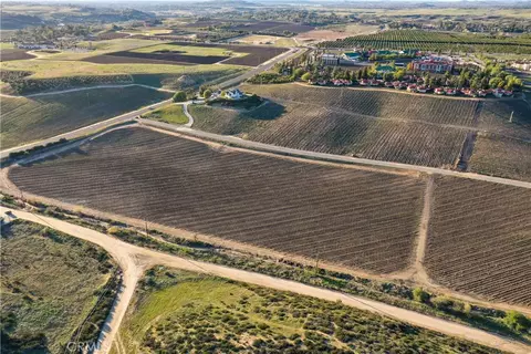 View/Area - 40970 Anza Rd, Temecula, CA 92592 photo 7 of 12