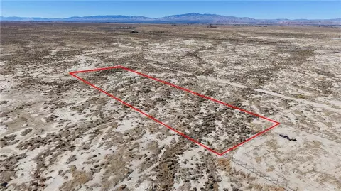 0 Vacvic Ave C60 Stw, Lancaster, CA 93536