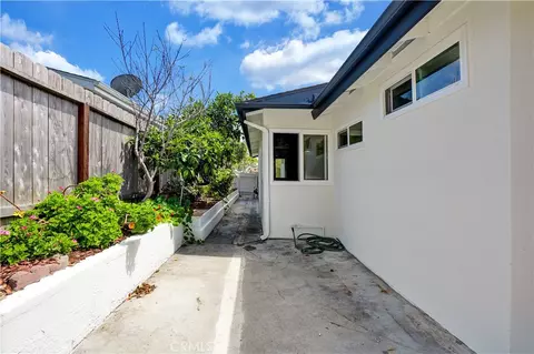 Exterior - 3648 Seaflower Ln, Oceanside, CA 92056 photo 7 of 8