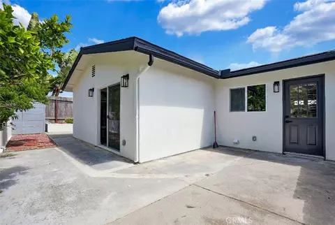 Exterior - 3648 Seaflower Ln, Oceanside, CA 92056 photo 4 of 8