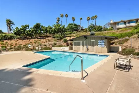 Exterior - 81 Via Larga, Bonsall, CA 92003 photo 9 of 11