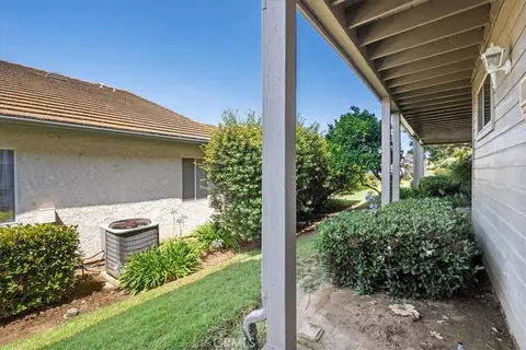 Exterior - 81 Via Larga, Bonsall, CA 92003 photo 6 of 11