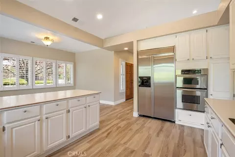 Kitchen - 81 Via Larga, Bonsall, CA 92003 photo 6 of 6